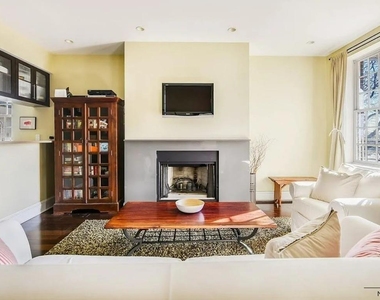 1109 Prospect Avenue - Photo Thumbnail 1