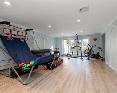 200 Hummingbird Drive - Photo Thumbnail 21