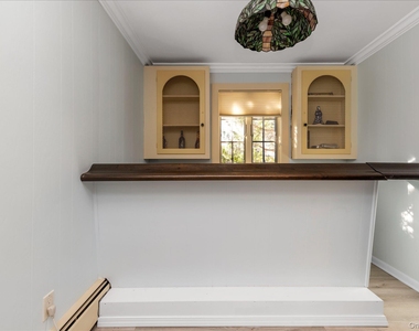 200 Hummingbird Drive - Photo Thumbnail 22