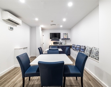360 Shore Road - Photo Thumbnail 21