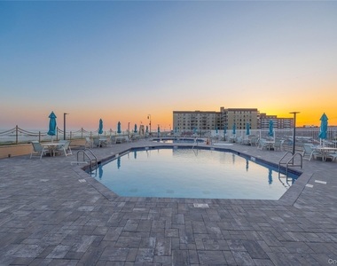 360 Shore Road - Photo Thumbnail 17