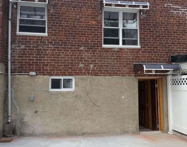 13242 14th Avenue - Photo Thumbnail 8