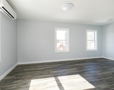 68 Clark Street - Photo Thumbnail 4