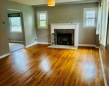 16821 Cryders Lane - Photo Thumbnail 2