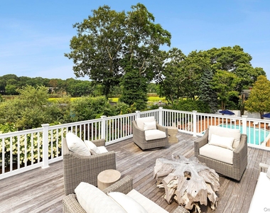 1 Bishop Avenue - Photo Thumbnail 14