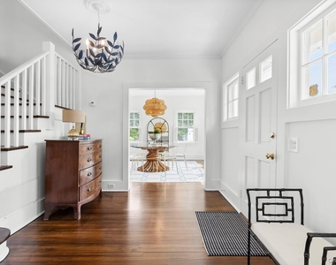 1 Bishop Avenue - Photo Thumbnail 1