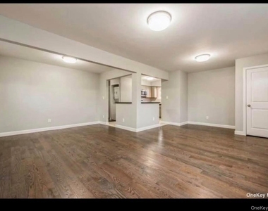 88 Ralph Avenue - Photo Thumbnail 5