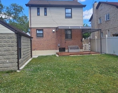 6914 179th Street - Photo Thumbnail 6