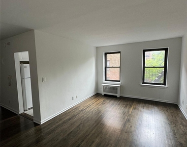 65 Old Mamaroneck Road - Photo Thumbnail 2