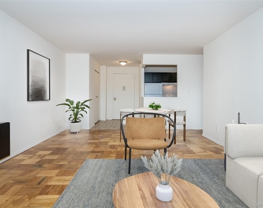 125 Lake Street - Photo Thumbnail 2