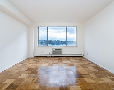 125 Lake Street - Photo Thumbnail 17