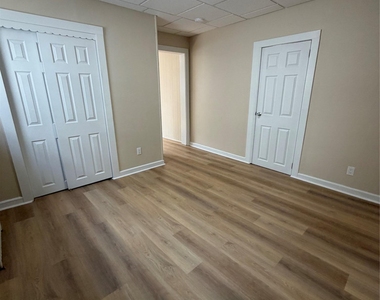68 Benson Street - Photo Thumbnail 9