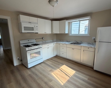 68 Benson Street - Photo Thumbnail 1