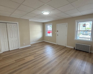 68 Benson Street - Photo Thumbnail 5
