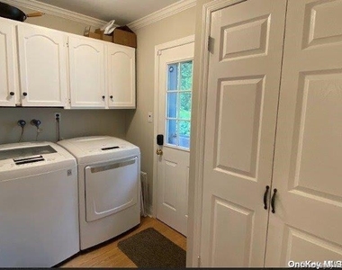 174 Lodge Avenue - Photo Thumbnail 10