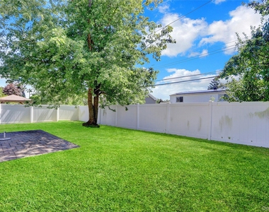 11 Lillian Lane - Photo Thumbnail 29