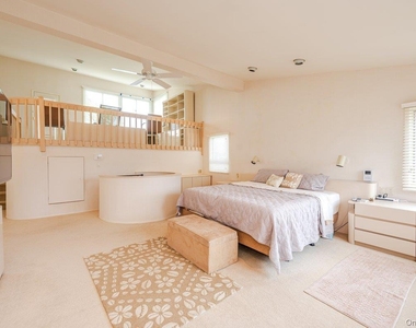 40 Cayuga Avenue - Photo Thumbnail 22