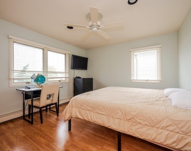 40 Cayuga Avenue - Photo Thumbnail 19