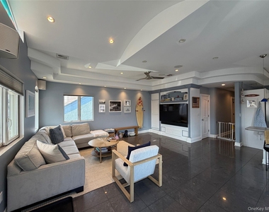 60 Trenton Avenue - Photo Thumbnail 1