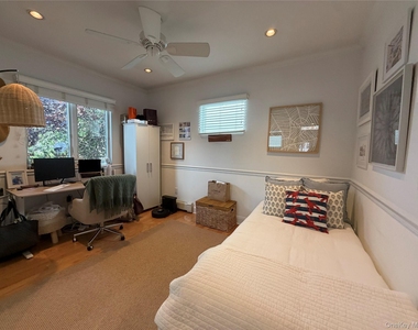 60 Trenton Avenue - Photo Thumbnail 10