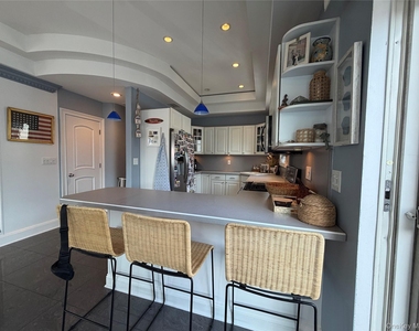 60 Trenton Avenue - Photo Thumbnail 2