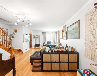 16365 23rd Avenue - Photo Thumbnail 3