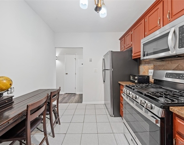 240 Halstead Avenue - Photo Thumbnail 8