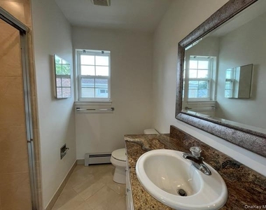 20 Edgewood Road - Photo Thumbnail 16