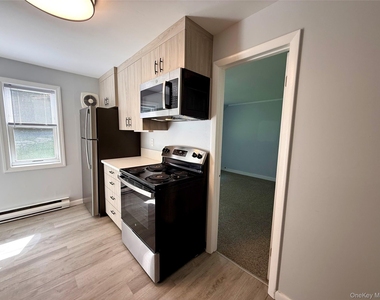 12 Red Brook Road - Photo Thumbnail 10