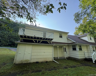 1360 Gulf Road - Photo Thumbnail 12