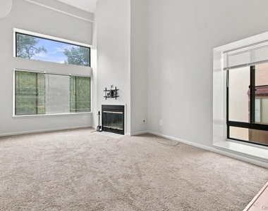 352 N Greeley Avenue - Photo Thumbnail 5