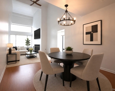 352 N Greeley Avenue - Photo Thumbnail 13