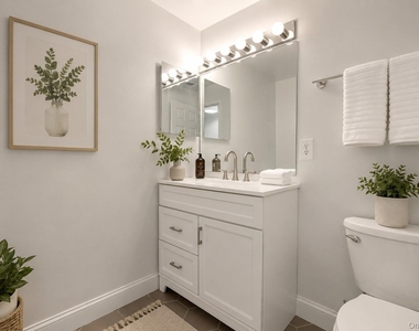 352 N Greeley Avenue - Photo Thumbnail 16