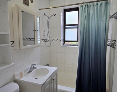 141-60 84th Road - Photo Thumbnail 13