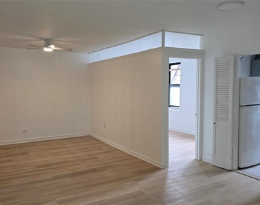 141-60 84th Road - Photo Thumbnail 4