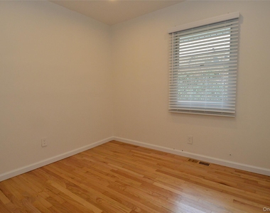 33 Terrace Place - Photo Thumbnail 9