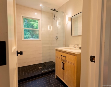 23 Salem Road - Photo Thumbnail 5