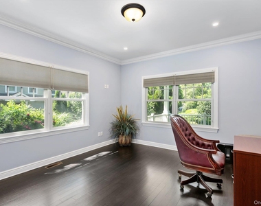 12 Glenridge Lane - Photo Thumbnail 9