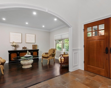 12 Glenridge Lane - Photo Thumbnail 3