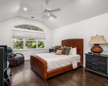 12 Glenridge Lane - Photo Thumbnail 25