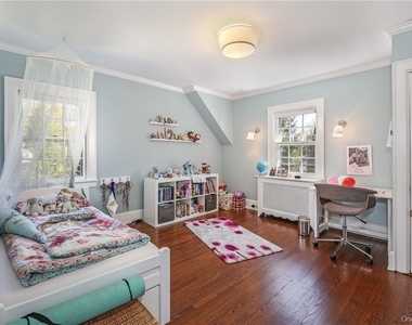 26 Earlwoode Drive - Photo Thumbnail 13