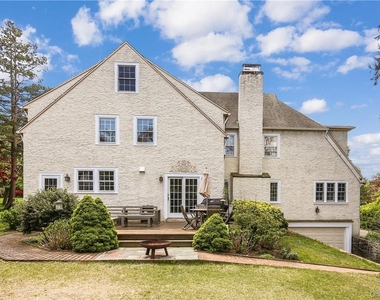 26 Earlwoode Drive - Photo Thumbnail 17