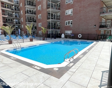 750 Shore Road - Photo Thumbnail 14