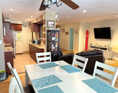 750 Shore Road - Photo Thumbnail 5