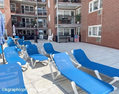 750 Shore Road - Photo Thumbnail 17