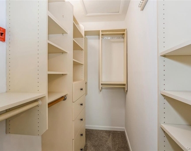 9 N Mcconnell Avenue - Photo Thumbnail 10