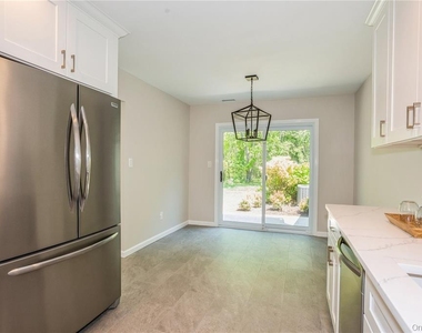 9 N Mcconnell Avenue - Photo Thumbnail 7