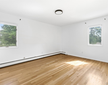 118 Old Tappan Road - Photo Thumbnail 16