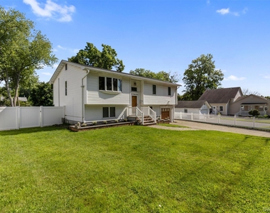 118 Old Tappan Road - Photo Thumbnail 1