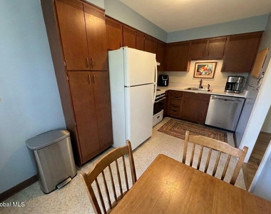 3 Minnowbrook Avenue - Photo Thumbnail 8